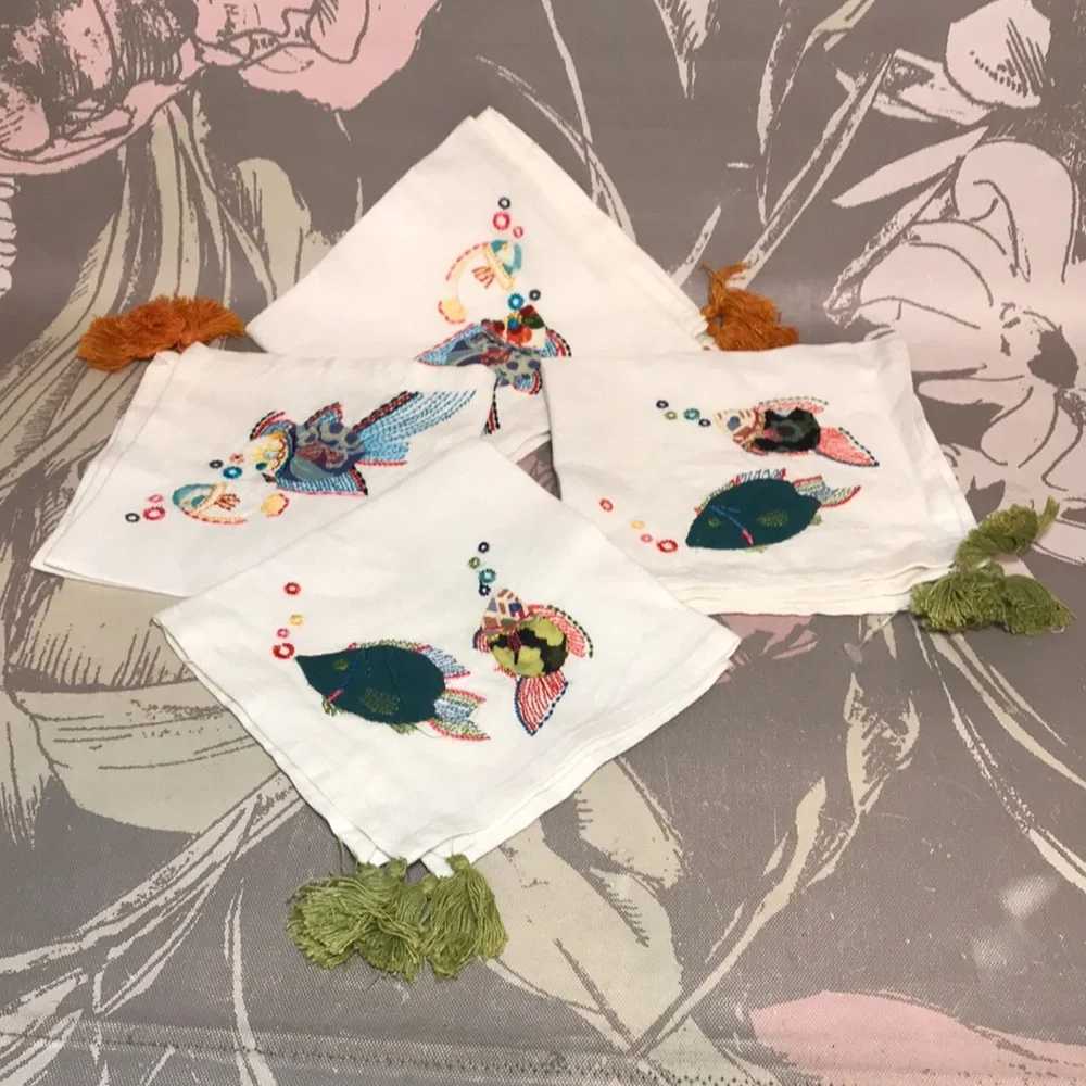 Anthropologie Cream Color Embroidered Fish Linen Cloth Napkins 4 in Set